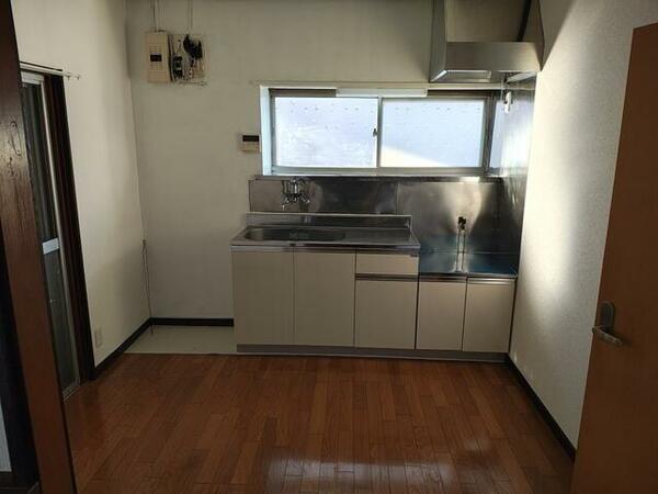 detached 埼玉県志木市上宗岡５丁目

地図を見る