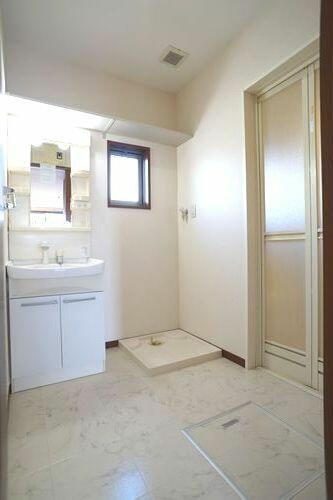 apartment 栃木県日光市荊沢
荊沢の賃貸情報を見る
物件地図