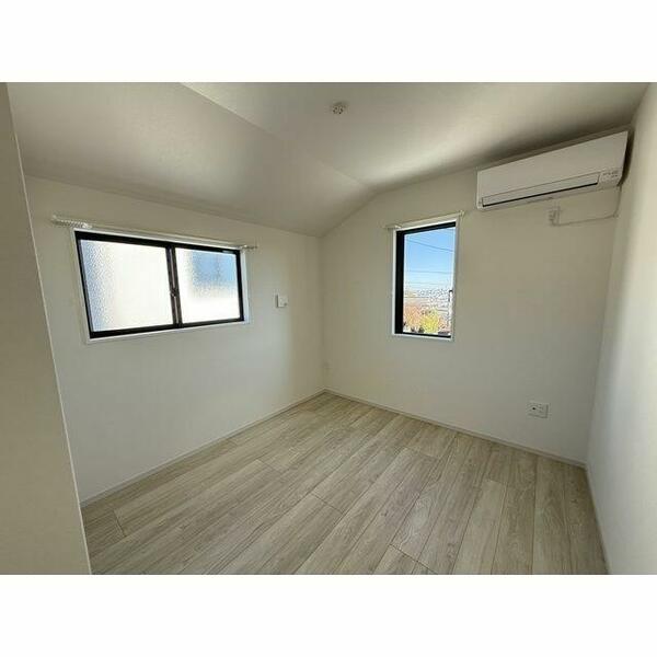 detached 東京都日野市三沢５丁目

地図を見る