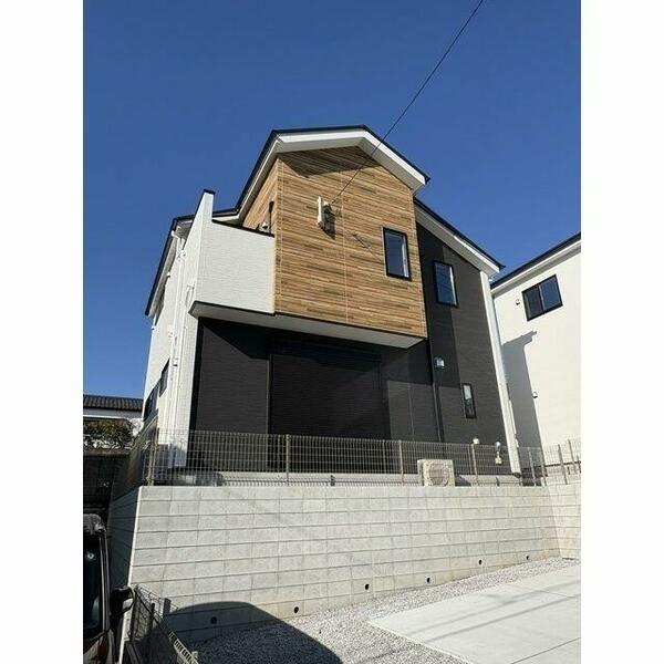 detached 東京都日野市三沢５丁目

地図を見る