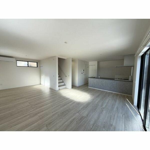 detached 東京都日野市三沢５丁目

地図を見る