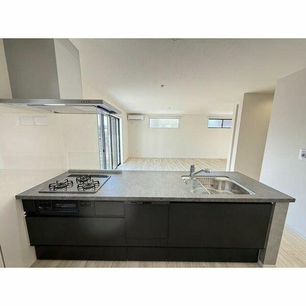 detached 東京都日野市三沢５丁目

地図を見る