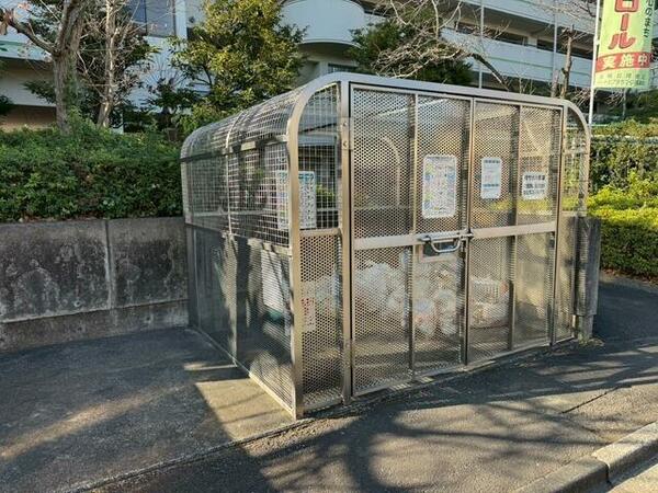 apartment 埼玉県東松山市松風台
地図を見る