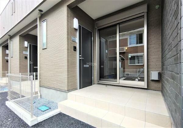 apartment 茨城県つくば市研究学園５丁目５－１３ ファースト・ラフィーネ・学園１Ｆ