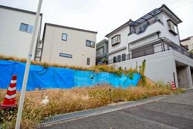 大阪府吹田市五月が丘南