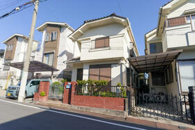 大阪府高槻市安岡寺町３丁目