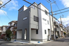 大阪府高槻市西冠３丁目