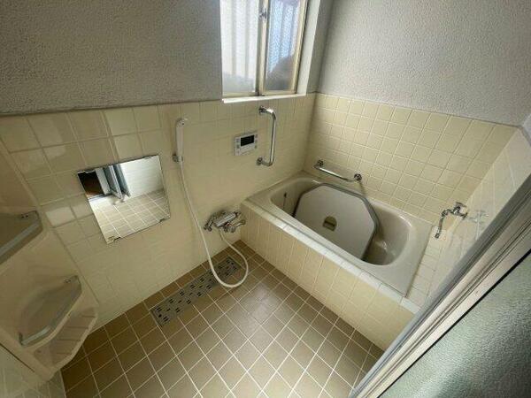 detached 東京都世田谷区宇奈根１丁目

地図を見る