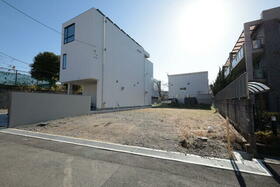 大阪府池田市上池田２丁目