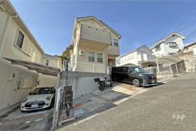 兵庫県川西市花屋敷山手町