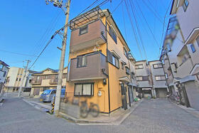 兵庫県尼崎市武庫川町４丁目