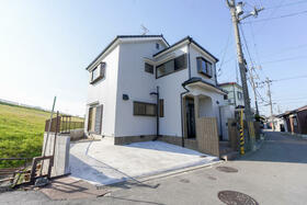 大阪府高槻市大塚町２丁目