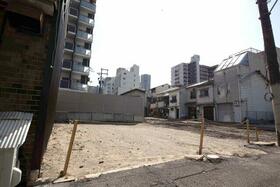 大阪府大阪市北区中津３丁目