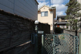 大阪府池田市五月丘１丁目