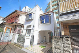 東京都豊島区南長崎６丁目