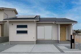 香川県丸亀市飯野町東二