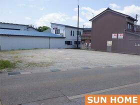 富山県高岡市中川１丁目