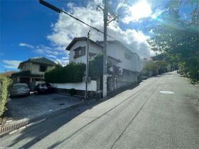 兵庫県宝塚市野上５丁目