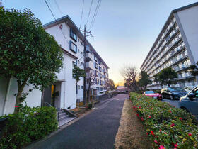 吉川駅前住宅１０号棟