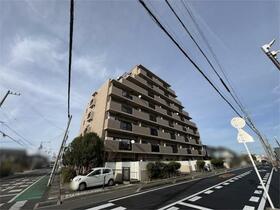 三重県鈴鹿市岡田２丁目