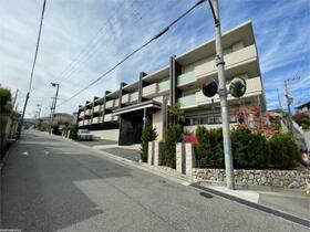 兵庫県宝塚市宝梅1丁目