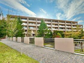 御代田町御代田　中古マンション