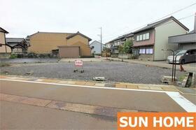 富山県射水市小島