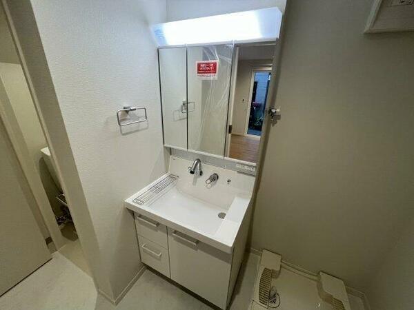 detached 東京都中野区上高田２丁目

地図を見る