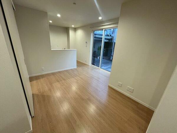 detached 東京都中野区上高田２丁目

地図を見る