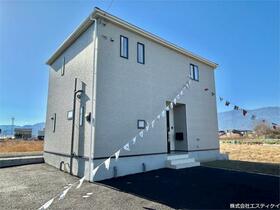 山梨県甲斐市篠原