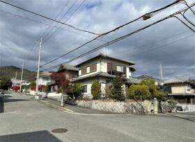 兵庫県宝塚市中山五月台3丁目