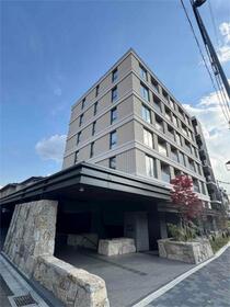 京都府京都市上京区河原町通広小路下る東桜町