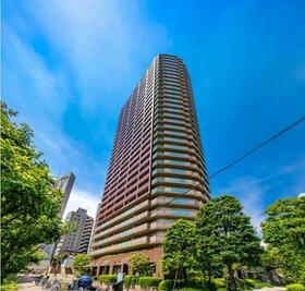 東京都新宿区富久町