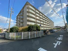 大阪府茨木市新中条町