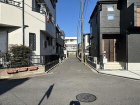 埼玉県越谷市大字弥十郎