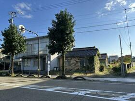 富山県南砺市松原新