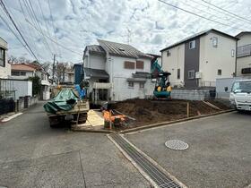 東京都東久留米市小山１丁目