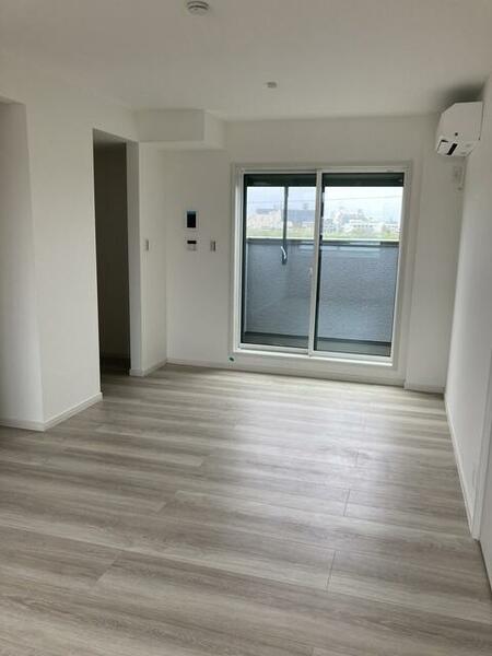 detached 神奈川県川崎市幸区東古市場

地図を見る