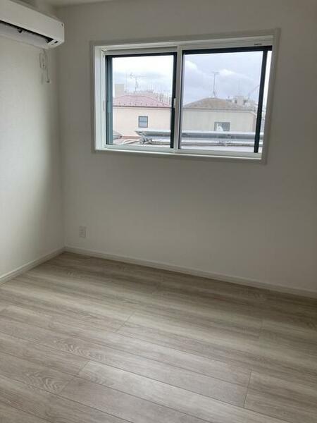 detached 神奈川県川崎市幸区東古市場

地図を見る