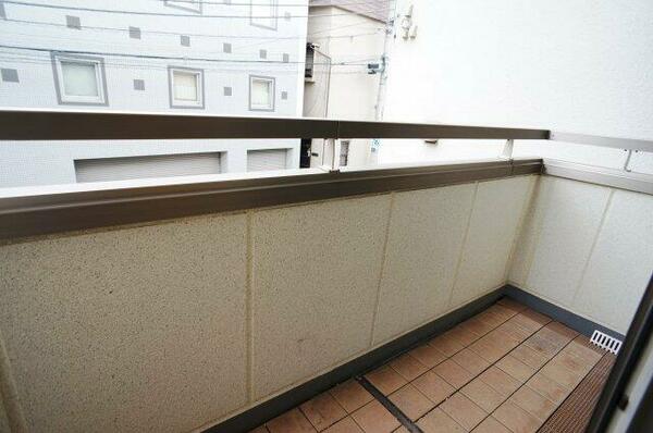 detached 東京都文京区本駒込４丁目

地図を見る