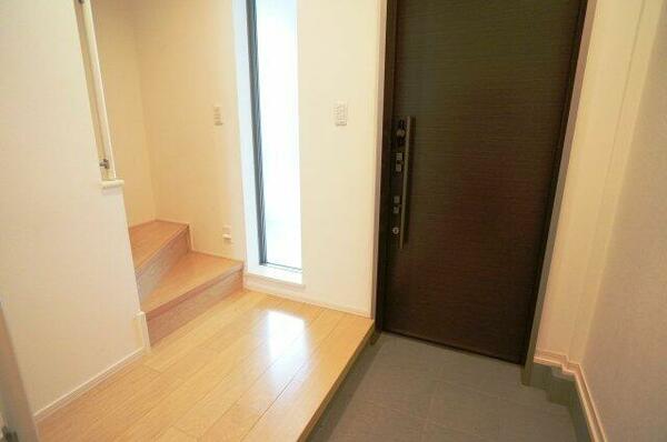 detached 東京都文京区本駒込４丁目

地図を見る