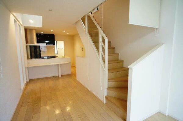 detached 東京都文京区本駒込４丁目

地図を見る