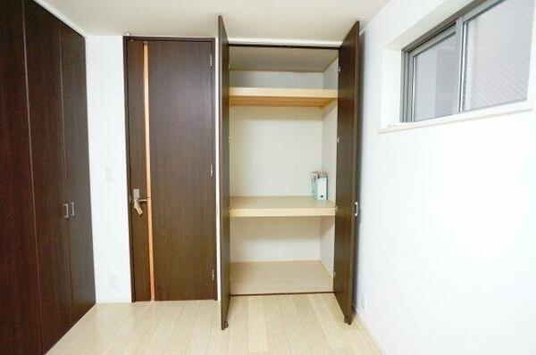 detached 東京都文京区本駒込４丁目

地図を見る