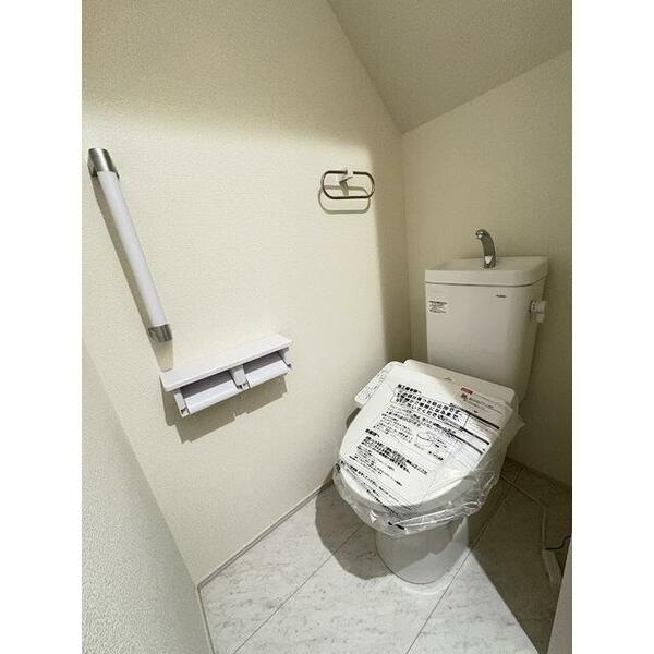 detached 東京都東大和市南街２丁目

地図を見る