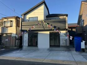 埼玉県上尾市小泉３丁目