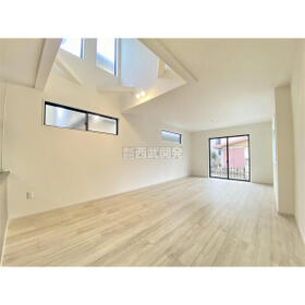 埼玉県所沢市北中３丁目