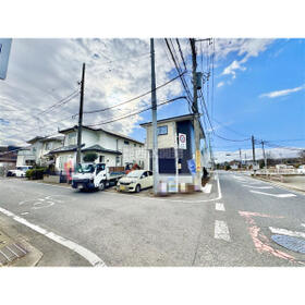 埼玉県所沢市中富南３丁目