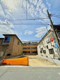 埼玉県川口市上青木西４丁目