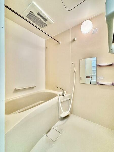 apartment 茨城県つくば市研究学園５丁目５－１３ ファースト・ラフィーネ・学園１Ｆ