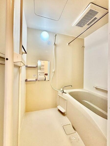 apartment 茨城県つくば市研究学園５丁目５－１３ ファースト・ラフィーネ・学園１Ｆ